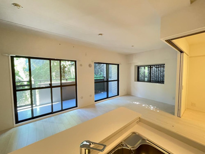 【居間・リビング】 | セレッソコート甲東園弐番館