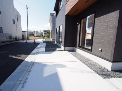 【駐車場】 | Blooming　Garden　泉長滝　1号棟