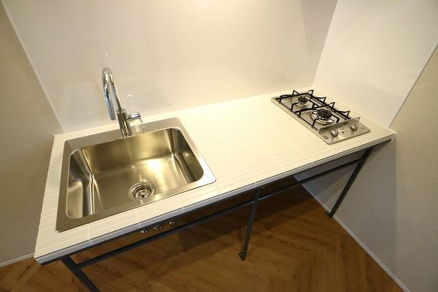 【キッチン】 | APT03 | 別号室の写真になります。現況優先。