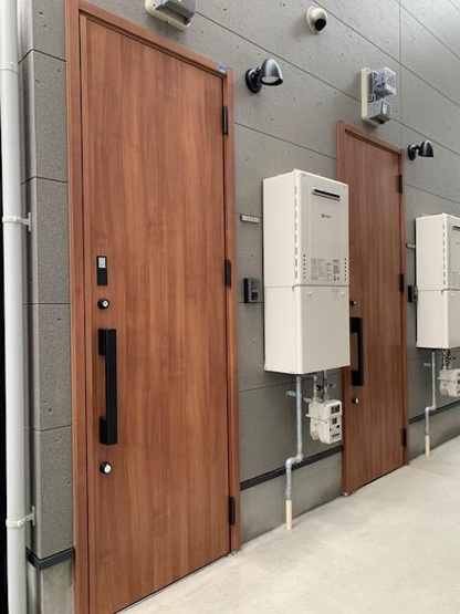 【エントランス】 | APT03