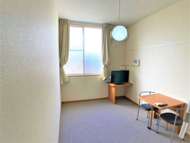 【居間・リビング】 | 設備・使用は号室により異なる為、現況を優先致します。