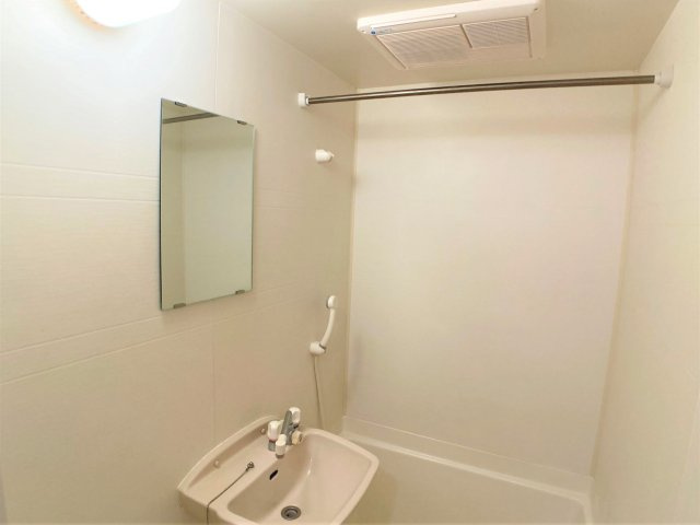 【浴室】 | 設備・使用は号室により異なる為、現況を優先致します。