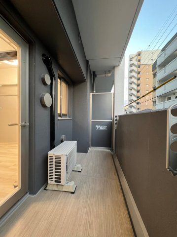 エステムコート名古屋サウスネクスト　名古屋市賃貸　仲介手数料無料のバルコニー