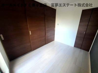 【洋室】 | F asecia 諏訪ノ森 | リビングと洋室の間仕切りを閉めたとき