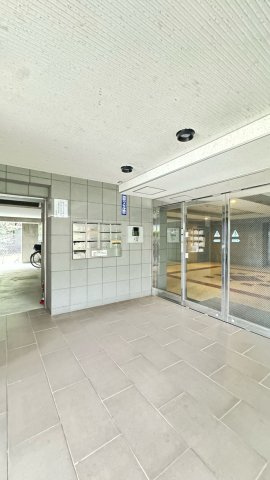 セレッソコート甲東園弐番館のエントランス|エントランス