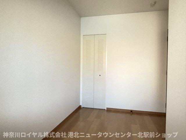 【寝室】