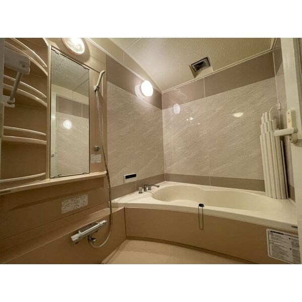 フェアリーマナの浴室