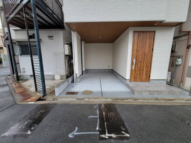 大阪市鶴見区安田4丁目の駐車場