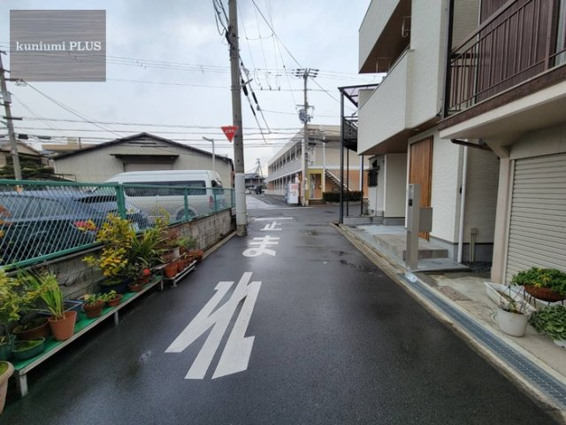 大阪市鶴見区安田4丁目の前面道路含む現地写真