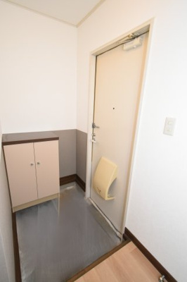 【玄関】 | メイプルハウスＡ