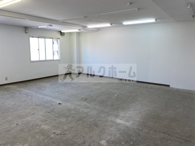 豊栄ビルの内装