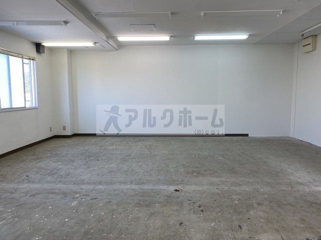 豊栄ビルの内装