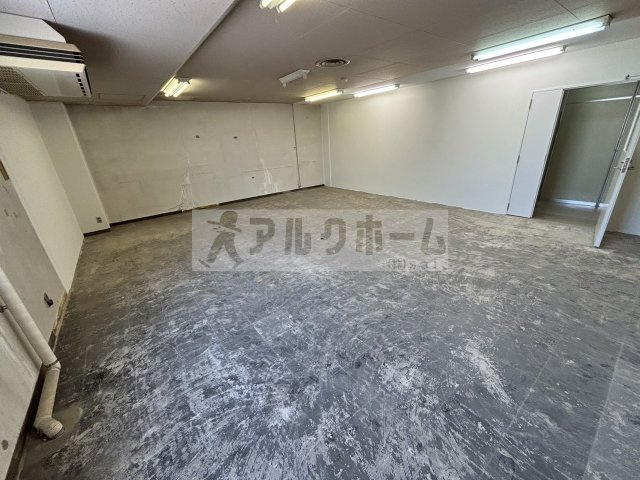 豊栄ビルの内装