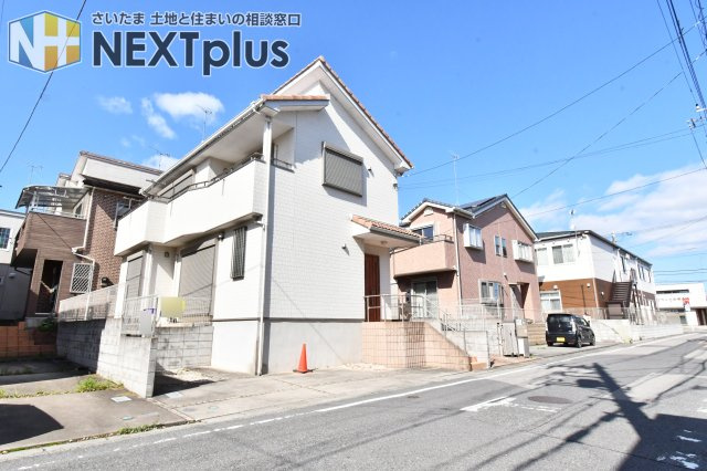 白岡市西3丁目　中古戸建の前面道路含む現地写真|■お客様との会話を大切にし、一人ひとりにあった資金計画やプランをご提案致します。「家を買って終わり」ではなく、「買ってからがスタート」と考え、ご提案します。ローンのご相談は私たちにお任せ下さい。
