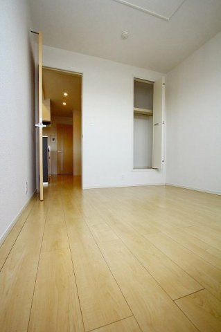 プラシードの寝室|クローゼット付の寝室です☆