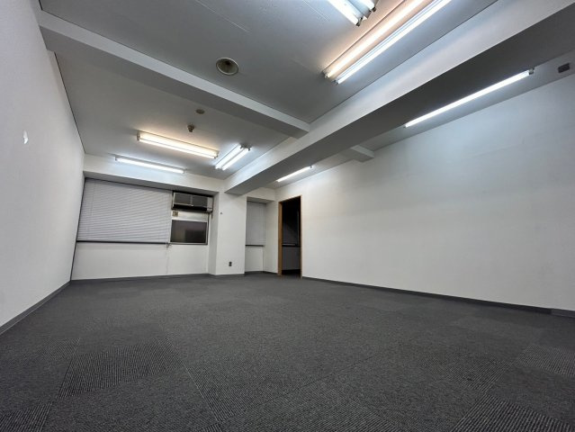 第６松屋ビルの内装