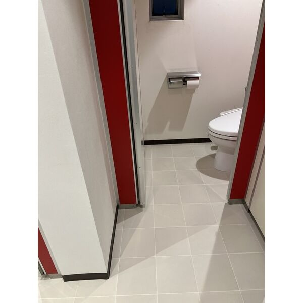 大阪市北区東天満２丁目の事務所のトイレ