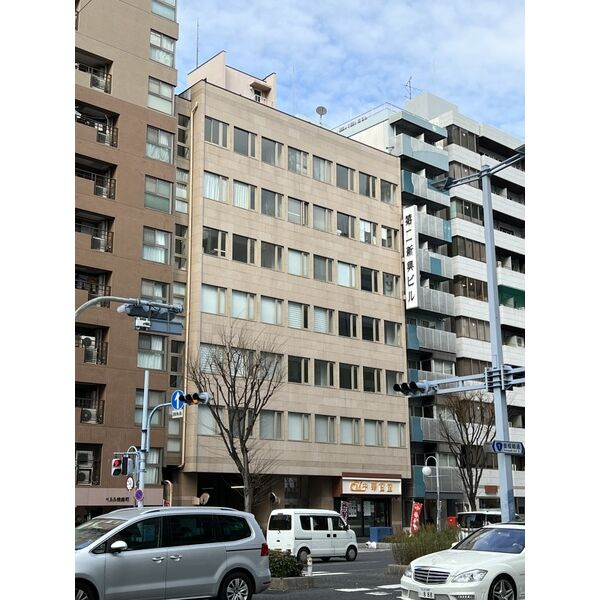 大阪市北区東天満２丁目の事務所の外観パース