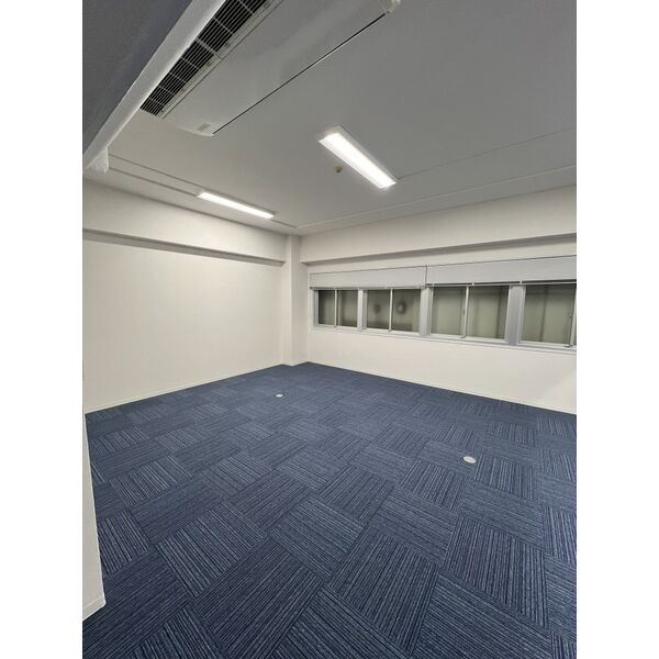 大阪市北区東天満２丁目の事務所の内装