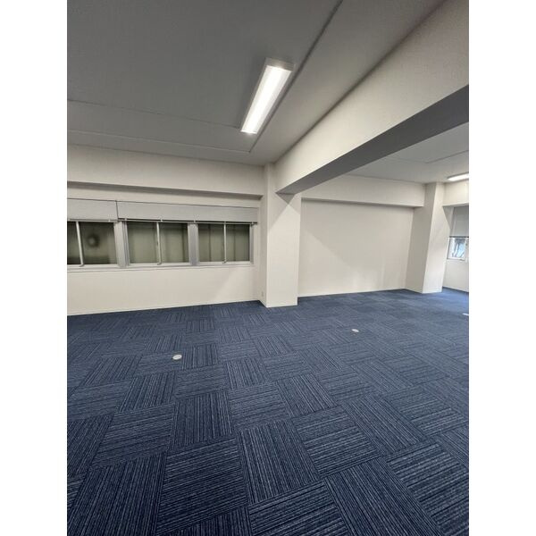 大阪市北区東天満２丁目の事務所の内装