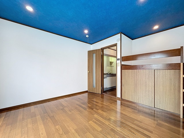 コーポ天根の洋室