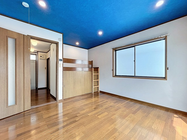 コーポ天根の洋室