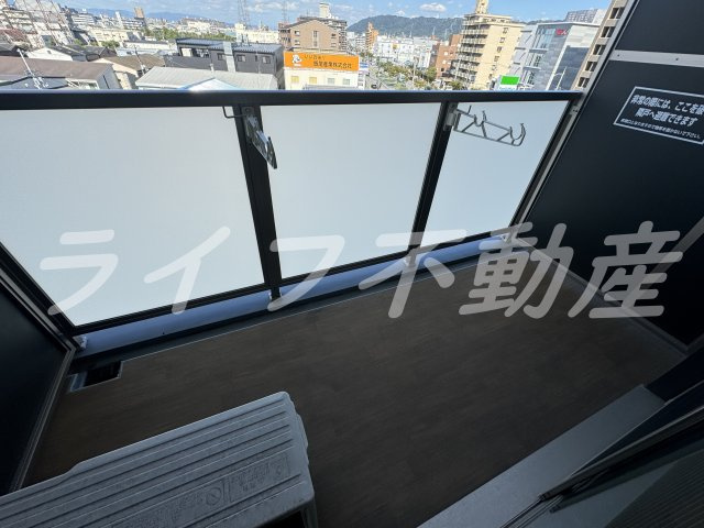 ドムス吉田のバルコニー|落ち着いた時間を過ごせるバルコニーです
