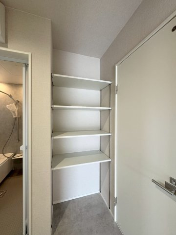 ONE HOUSE－ワンハウス－小倉南区朽網東2丁目【小倉南区　新築戸建て】の収納|洗面脱衣室にも便利な収納完備♪タオル類など収納するのに便利♪