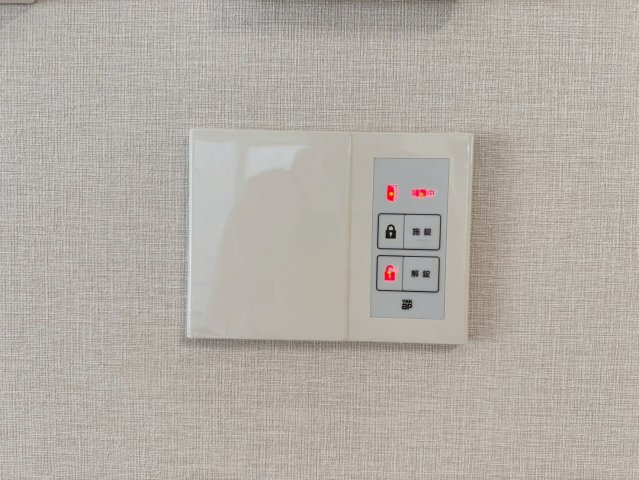 ONE HOUSE－ワンハウス－小倉南区朽網東2丁目【小倉南区　新築戸建て】の防犯設備|室内から施錠でき便利です　【小倉南区　新築戸建て】