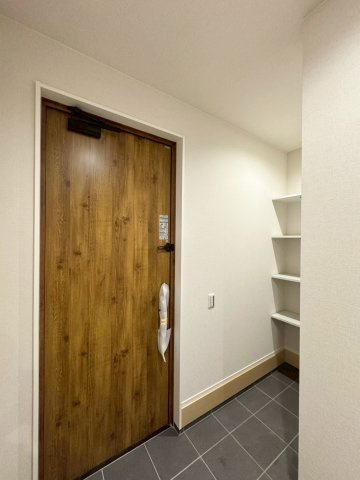 ONE HOUSE－ワンハウス－小倉南区朽網東2丁目【小倉南区　新築戸建て】の玄関|シューズインクローゼット完備の広々とした玄関【小倉南区　新築戸建て】