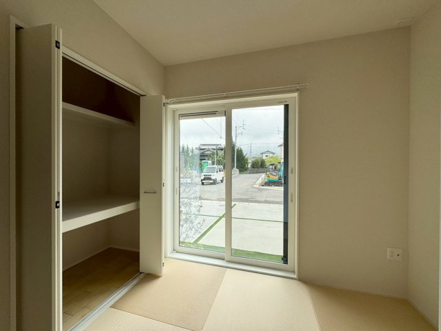 ONE HOUSE－ワンハウス－小倉南区朽網東2丁目【小倉南区　新築戸建て】の和室|リビング横の和室はちょっとした休憩場所にいいですね♪　【小倉南区　新築戸建て】