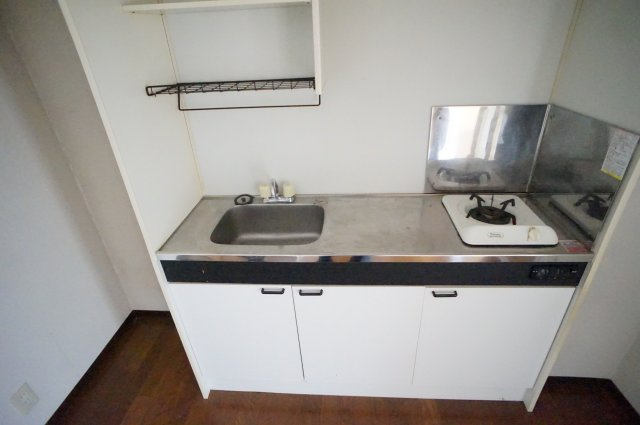 千葉市花見川区幕張本郷６丁目の賃貸マンションのキッチン