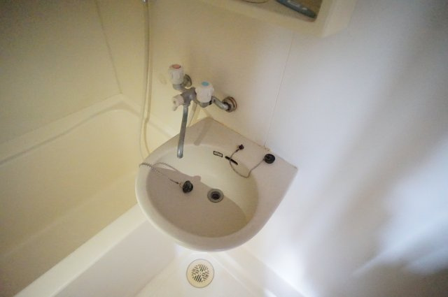 千葉市花見川区幕張本郷６丁目の賃貸マンションの洗面所