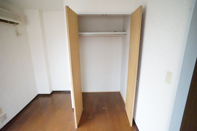 千葉市花見川区幕張本郷６丁目の賃貸マンションの収納