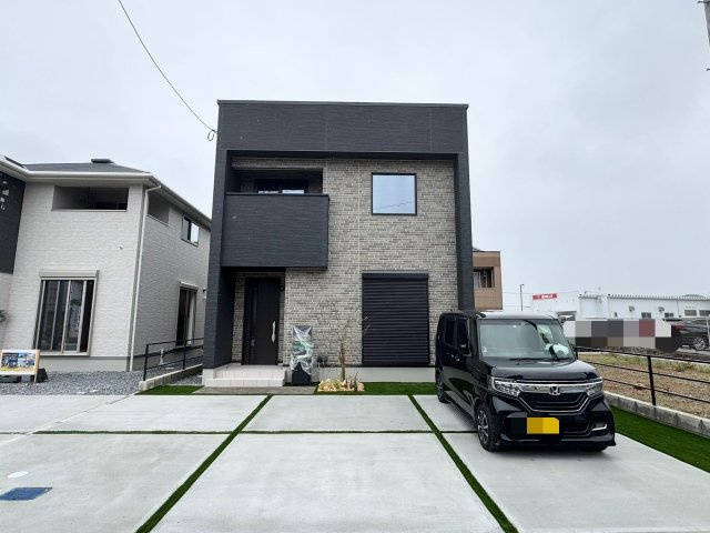 ONE HOUSE－ワンハウス－小倉南区朽網東2丁目【小倉南区　新築戸建て】の駐車場|駐車スペースは並列３台可能♪【小倉南区　新築戸建て】