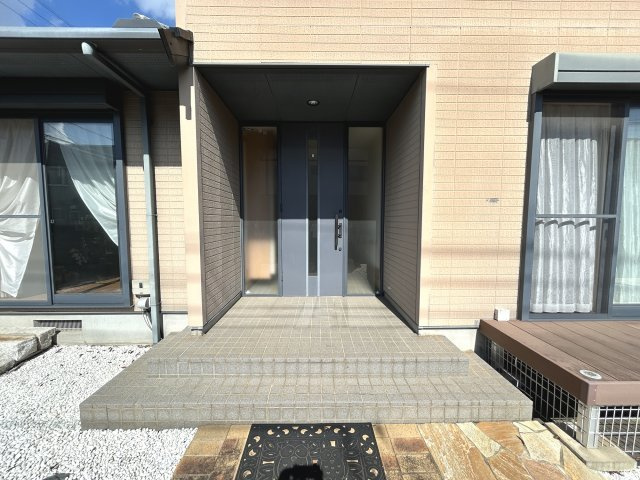 上柏田４丁目　ミサワホーム施工住宅の玄関|玄関ポーチ