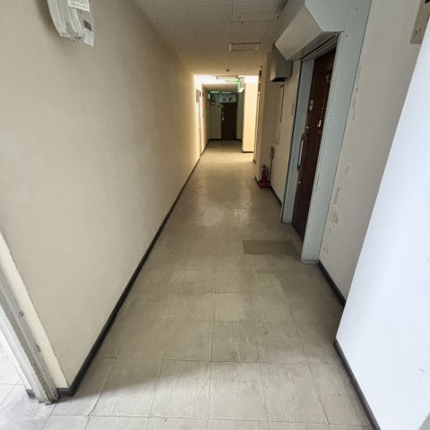 エスタビルのロビー