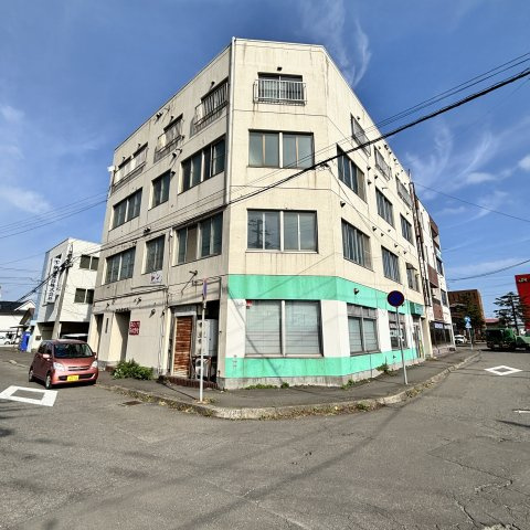 エスタビルの外観