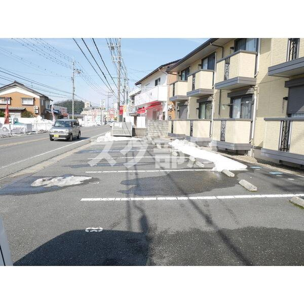 セントヒルズの駐車場
