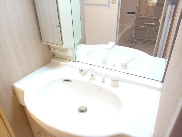 エール 豊岡の洗面所