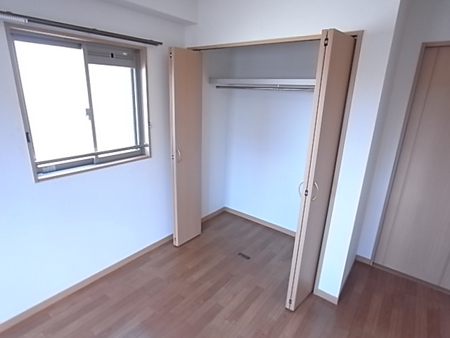 神戸市長田区水笠通４丁目の賃貸マンションの収納|クローゼット