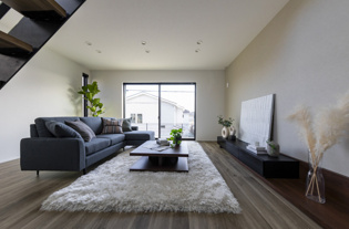 宝塚市雲雀丘2丁目新築一戸建ての居間