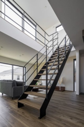 宝塚市雲雀丘2丁目新築一戸建ての居間