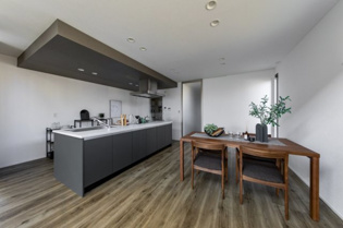 宝塚市雲雀丘2丁目新築一戸建ての居間