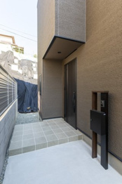 宝塚市雲雀丘2丁目新築一戸建ての外観