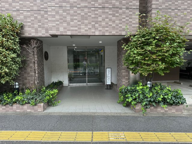 ルピナス早稲田アーバンフォルムのエントランス