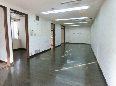 大徳寺隣の一棟貸しの内装