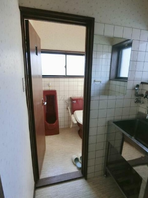 大徳寺隣の一棟貸しの内装