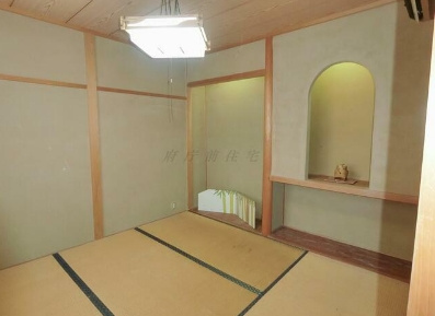 大徳寺隣の一棟貸しの内装