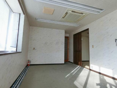 大徳寺隣の一棟貸しの内装